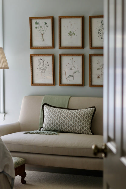 French Botanicals with Soft Border | Le Lin Commun