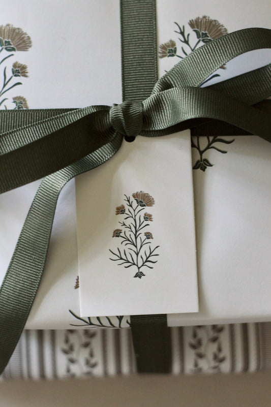 Charlotte Tags - Set of 10, Spruce & Gold