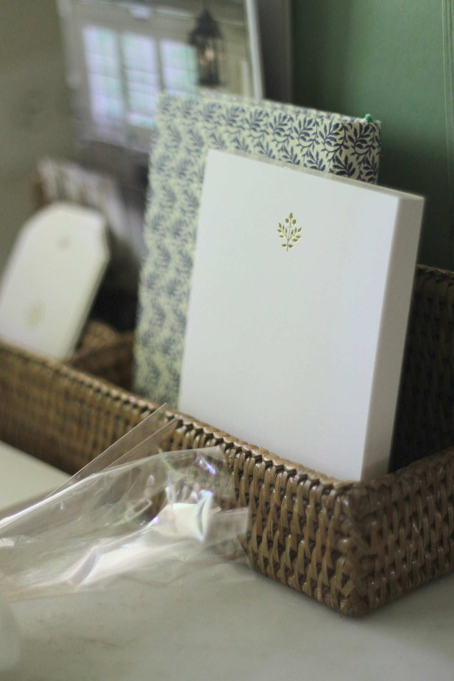 Privet Berry Tablets in Gold
