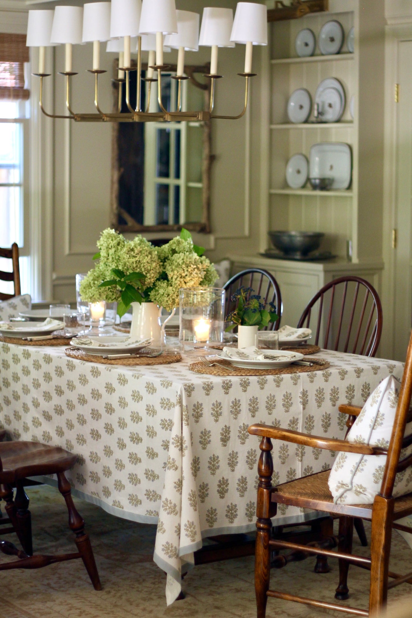 Mae Tablecloths