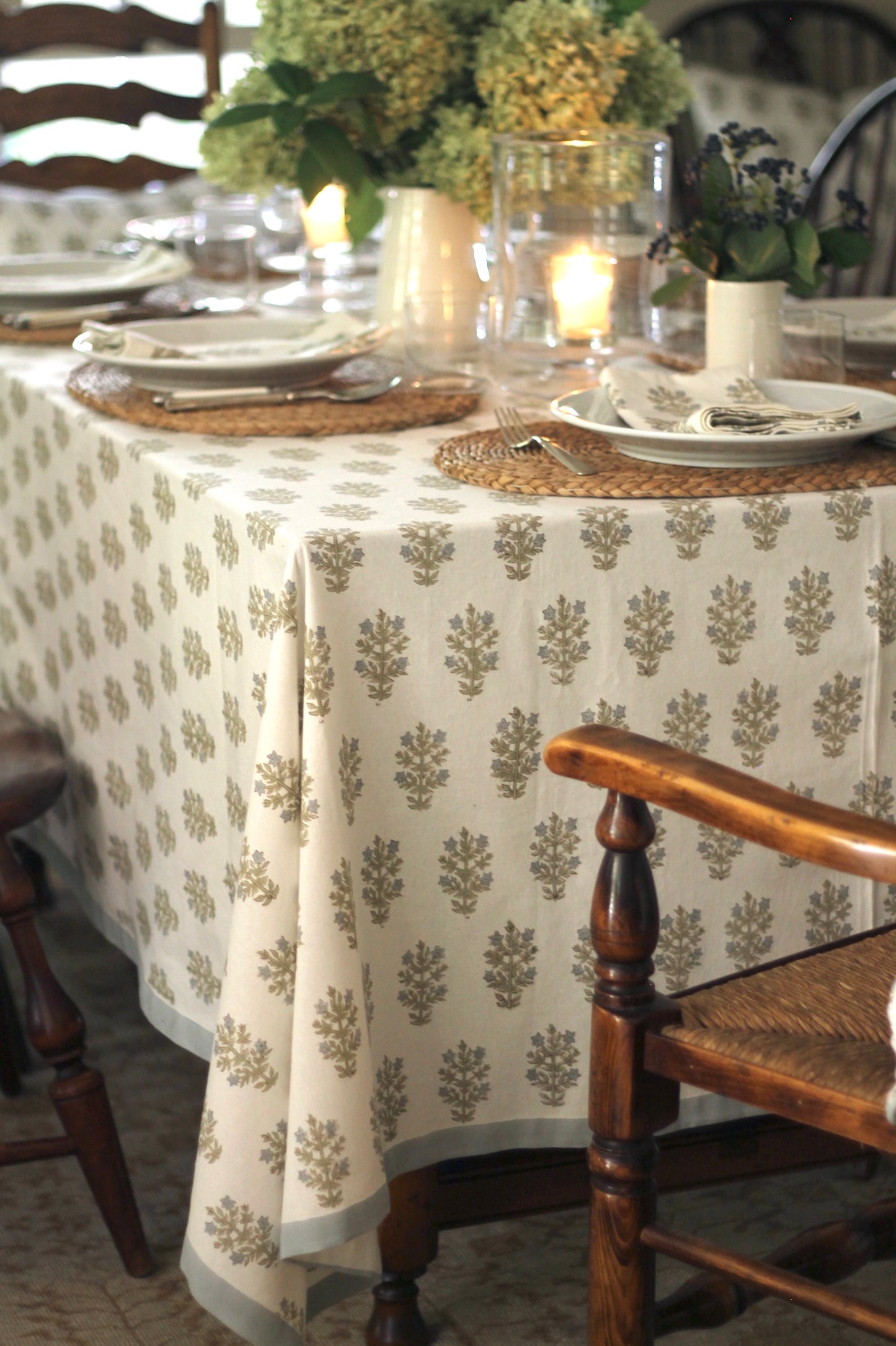 Mae Tablecloths
