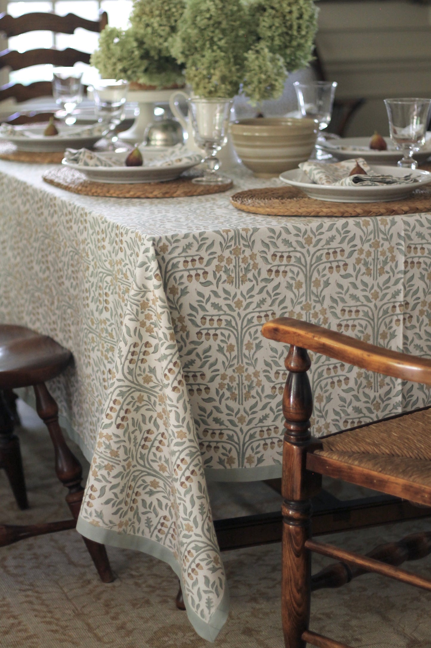 Oak Tree Tablecloths