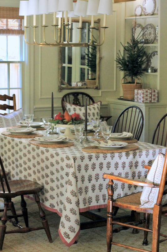 Holiday Mae Tablecloths