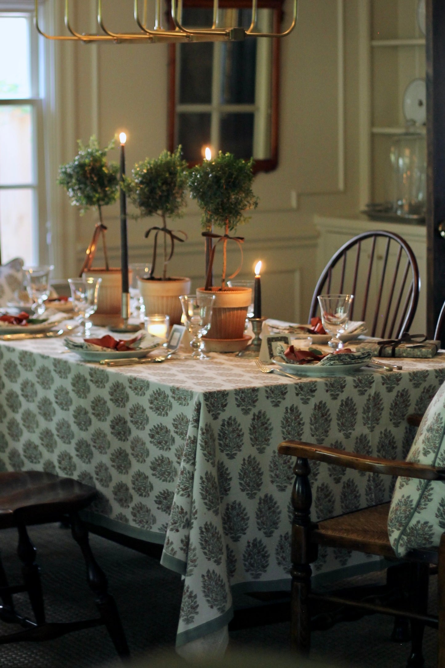 Hydrangea in Woodrose Tablecloths | 2 sizes