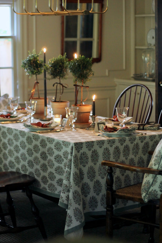 Hydrangea in Woodrose Tablecloths | 2 sizes