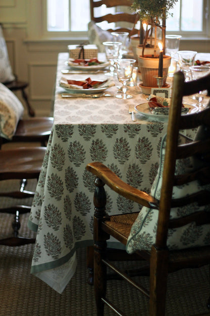 Hydrangea in Woodrose Tablecloths | 2 sizes