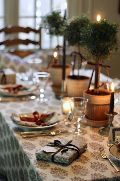 Hydrangea in Woodrose Tablecloths | 2 sizes