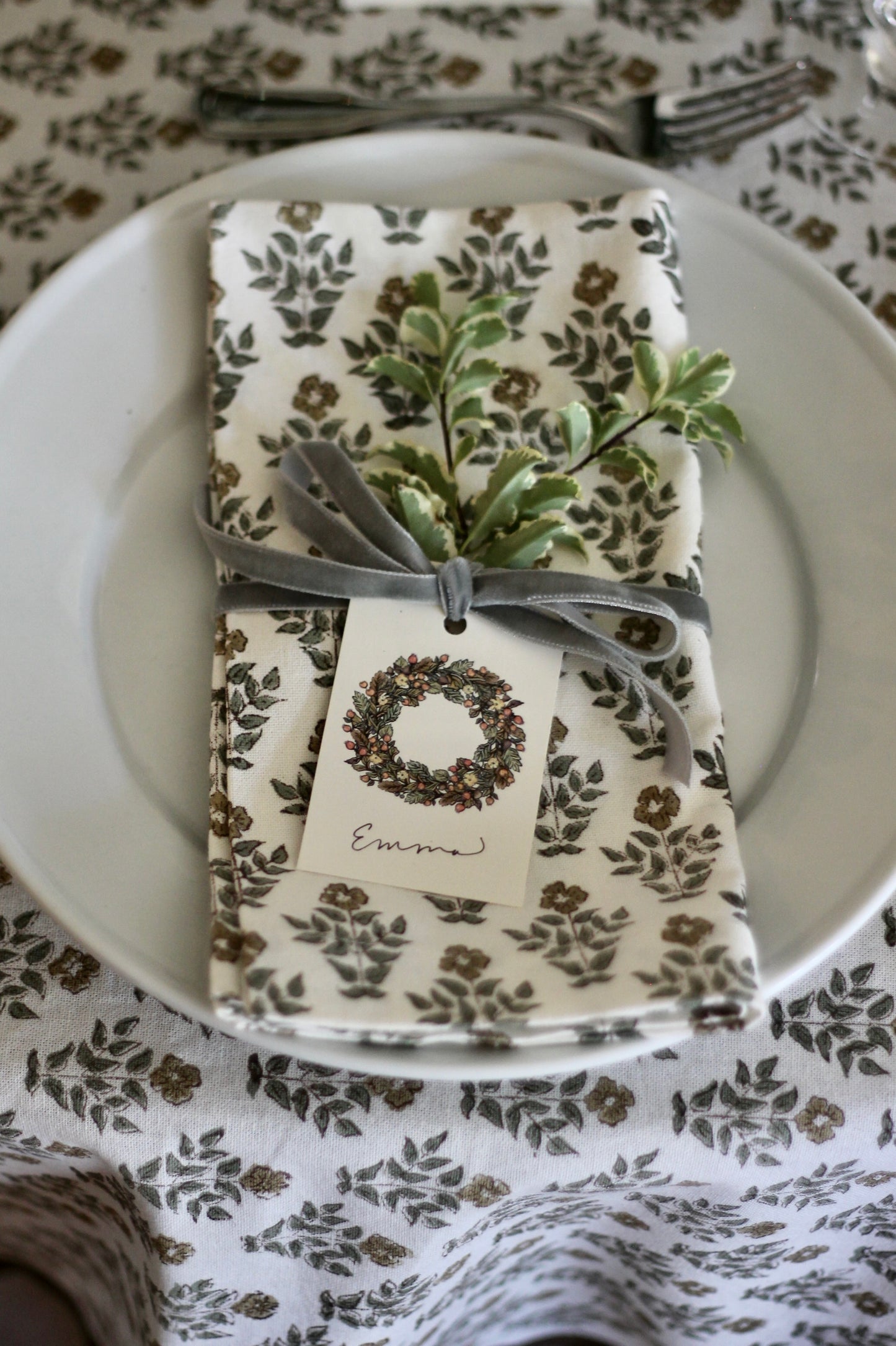 Holiday Harvest Wreath Tags - Set of 10