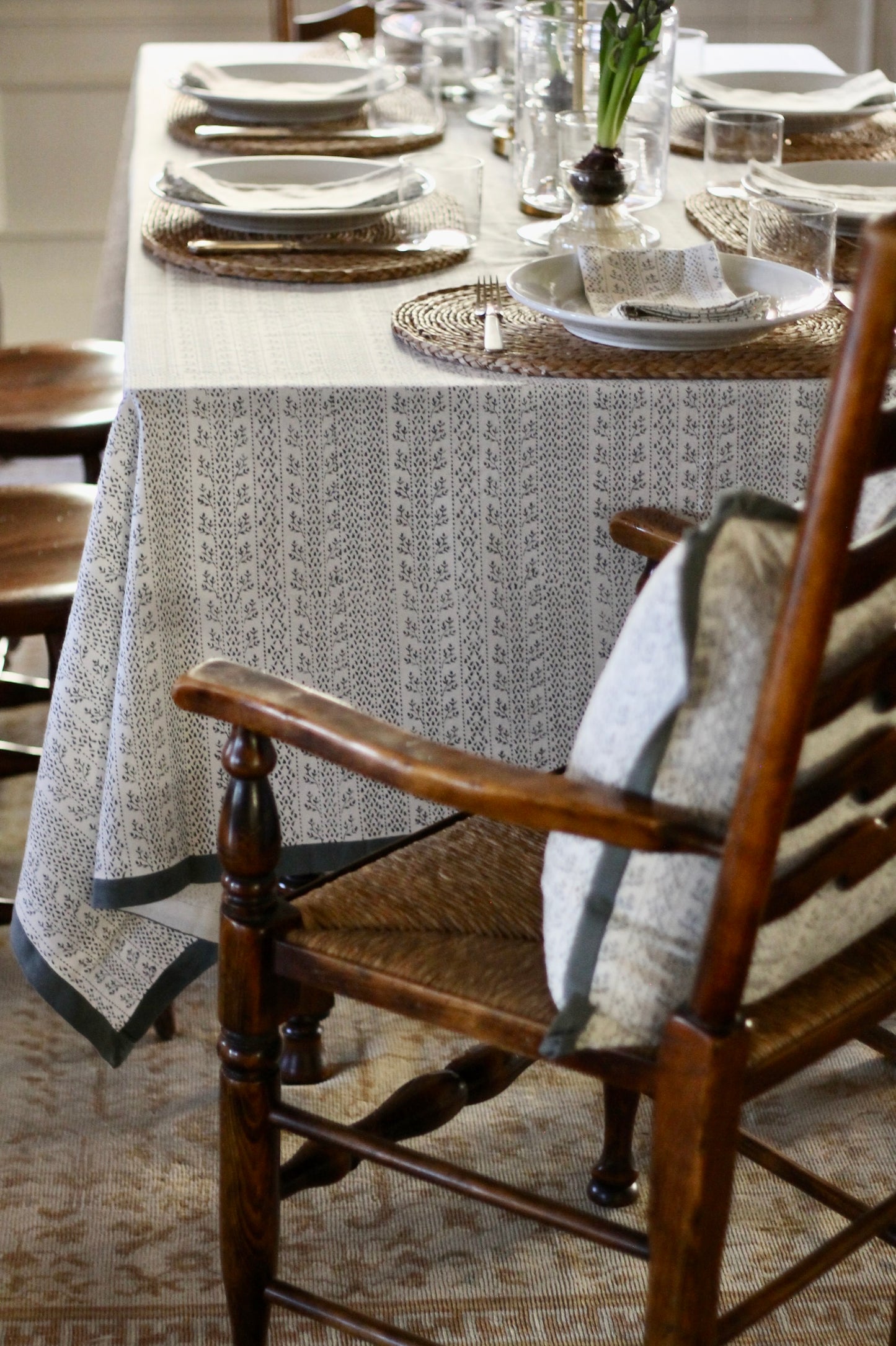 Laurie Privet Navy Tablecloths
